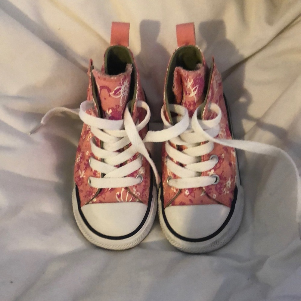 Toddler Converse high tops